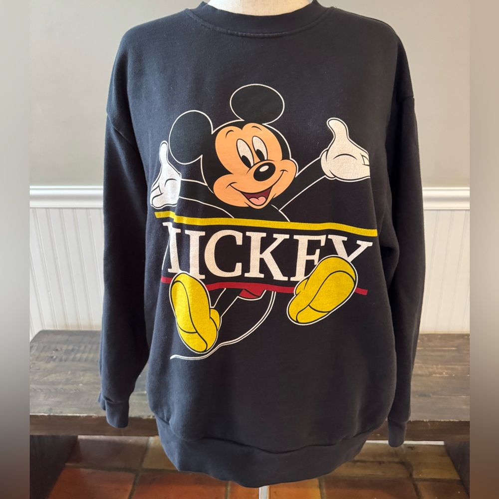 Disney Mickey Graphic Crewneck sweatshirt. Unisex
